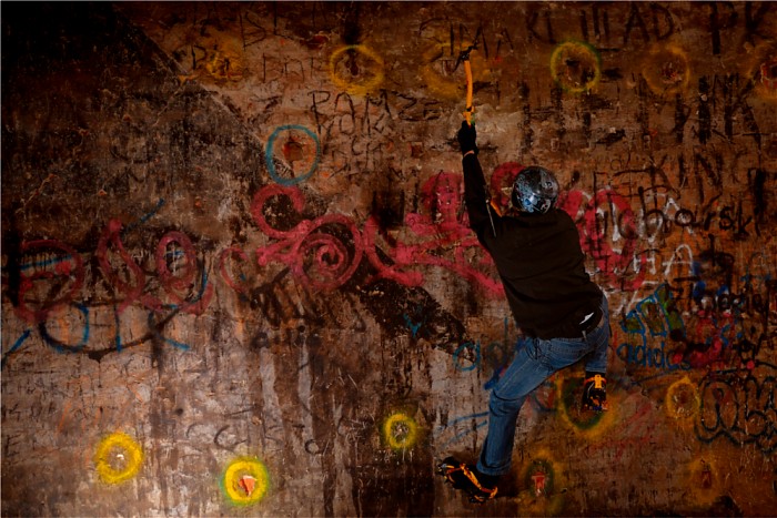 lewa noga 'na tarcie'